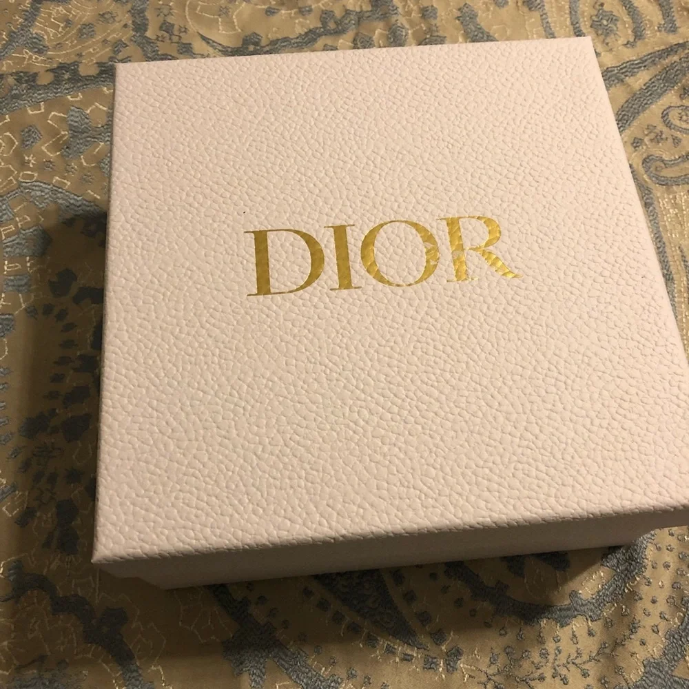 Dior Box - Picture 3 of 5